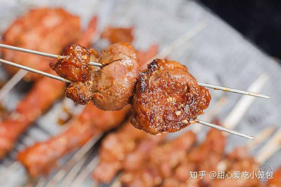 这口妖气冲天的大腰子吃的就是骚气品的就是尿性