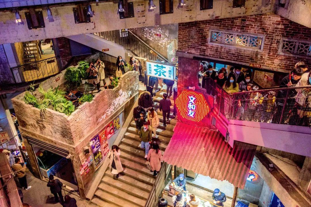 广州文和友陷撤店传闻,墨茉点心局大范围闭店,网红餐饮退守长沙 - 知