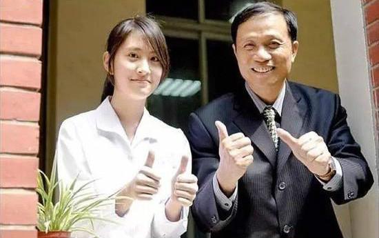 林奕含逝世一年中国家长依旧在谋杀自己的孩子