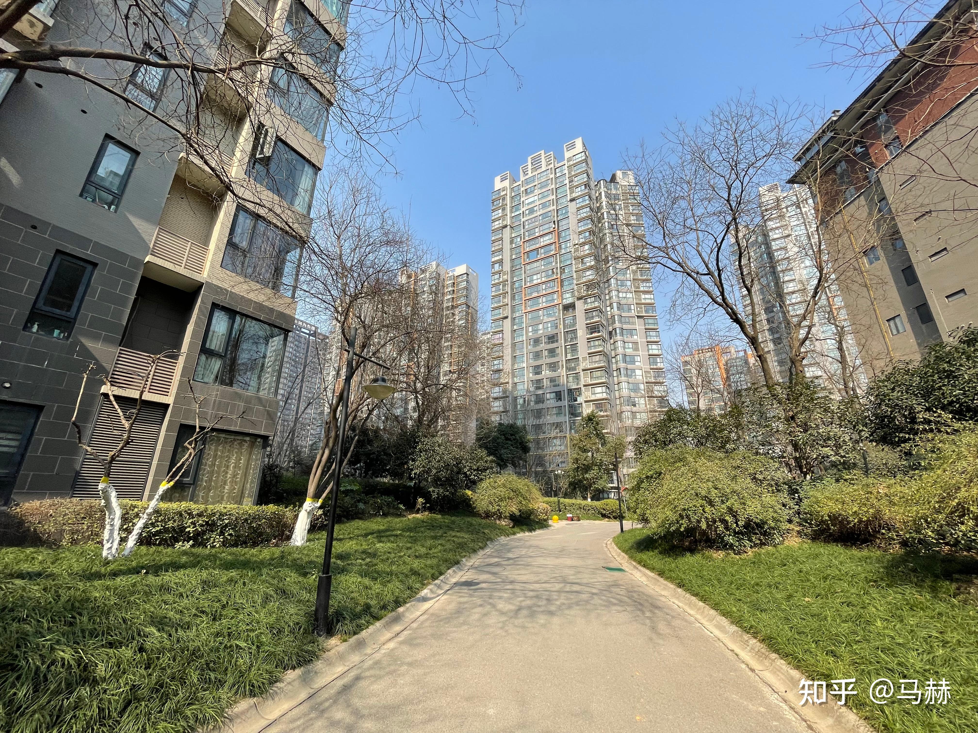 西安小区巡礼之16(枫林华府)