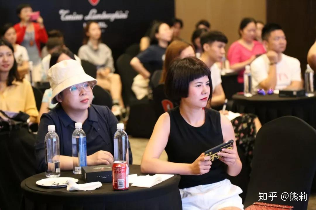 打造个人品牌的核心方法 (打造个人品牌身价能突破千亿元吗?)-初仟社区