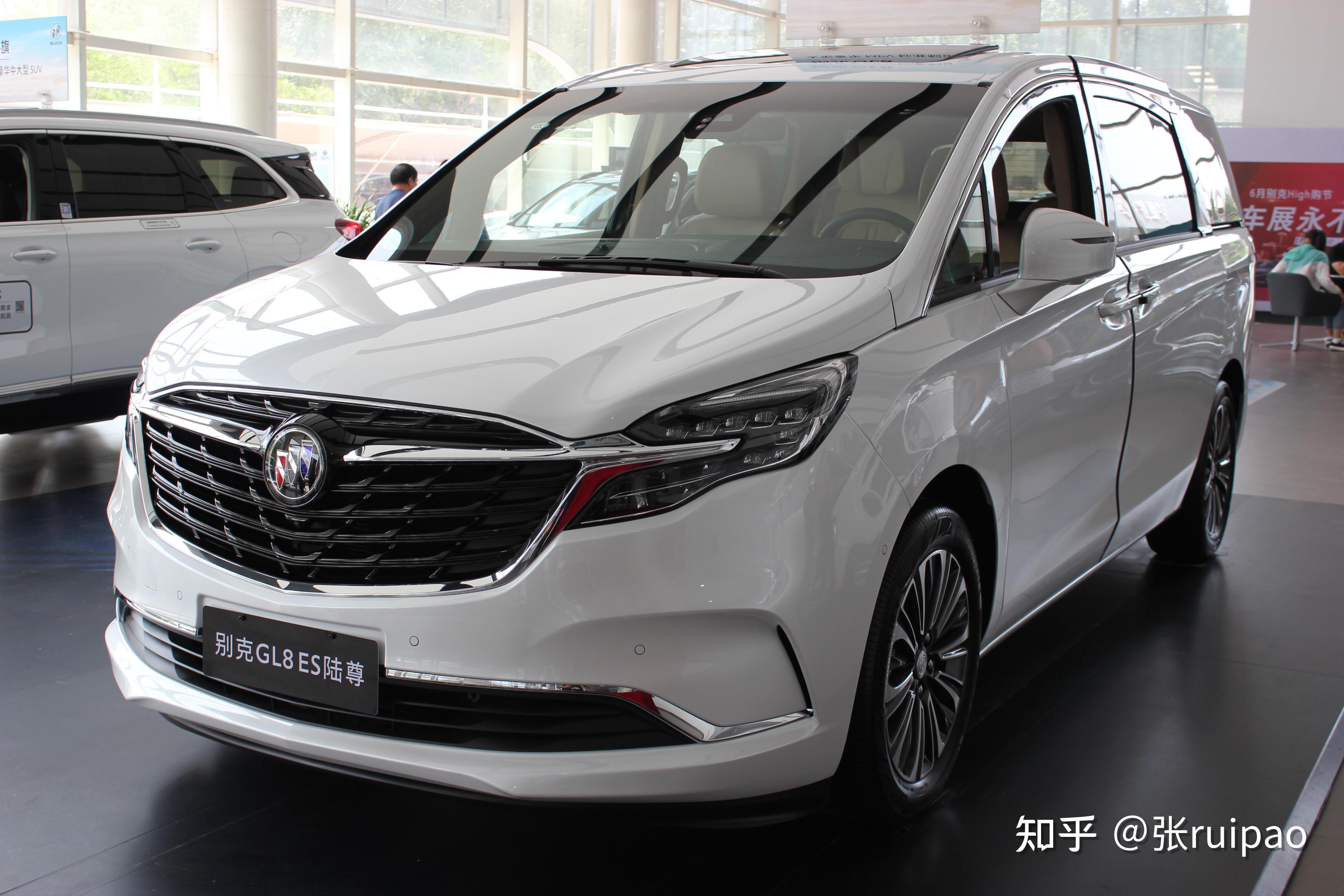 到店体验gl8陆尊外观霸气二排vip座椅难怪销量这么高