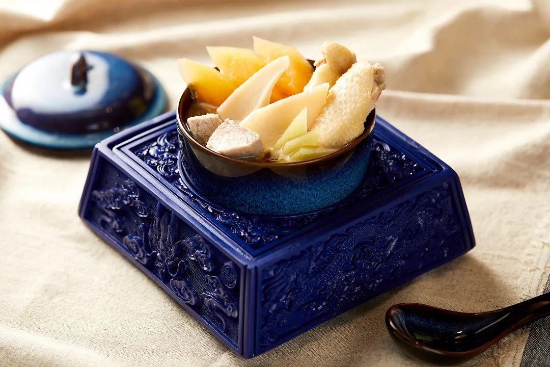 蜜瓜螺肉炖鸡
