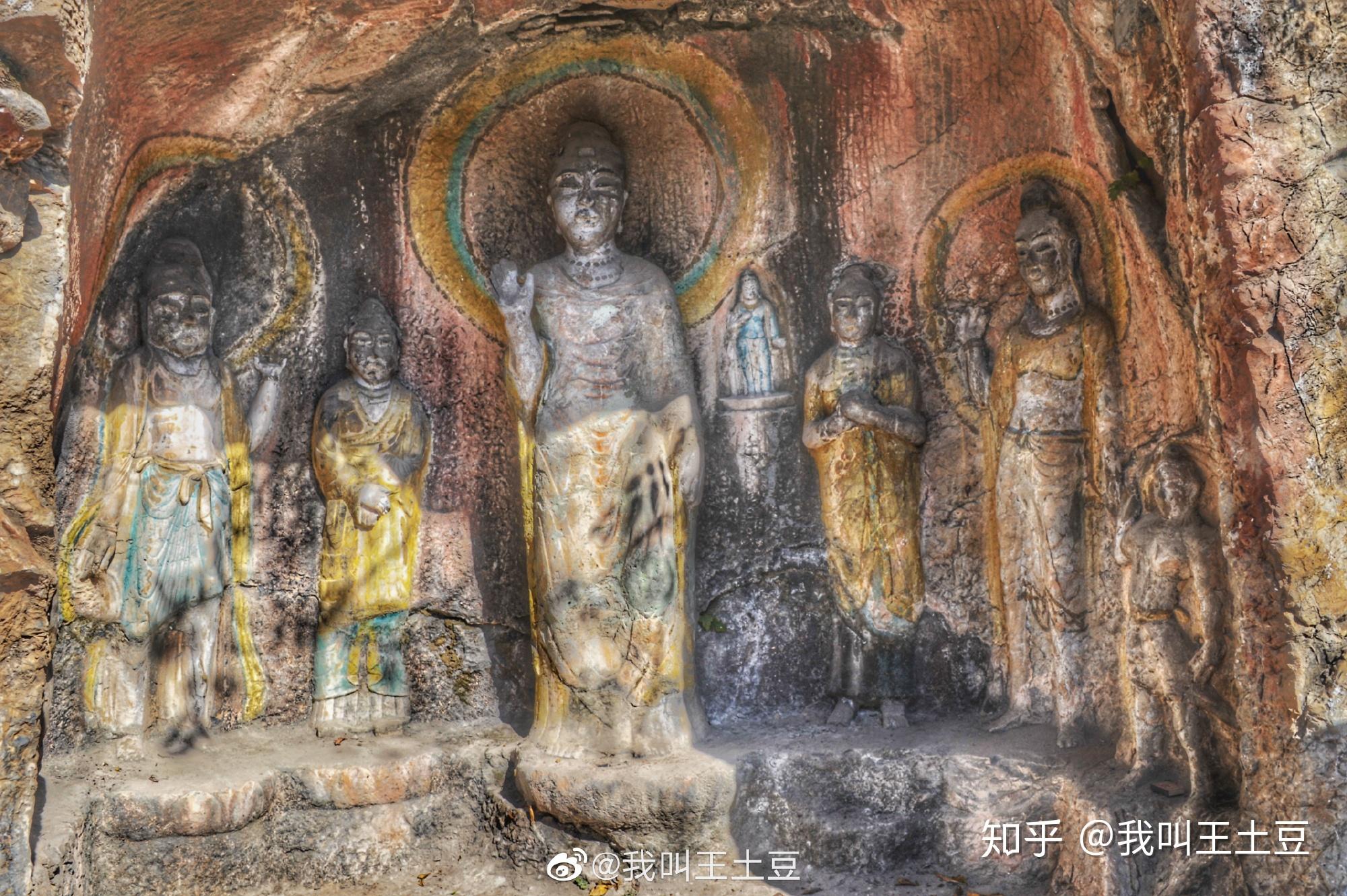 我在郑州拍文物香峪寺造像佛龛676767