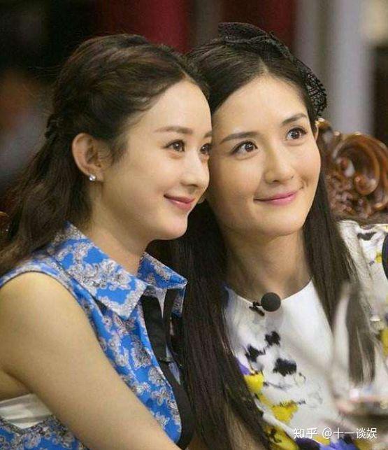 赵丽颖现身张杰演唱会与谢娜再次梦幻联动被张杰夸赞笑得好甜