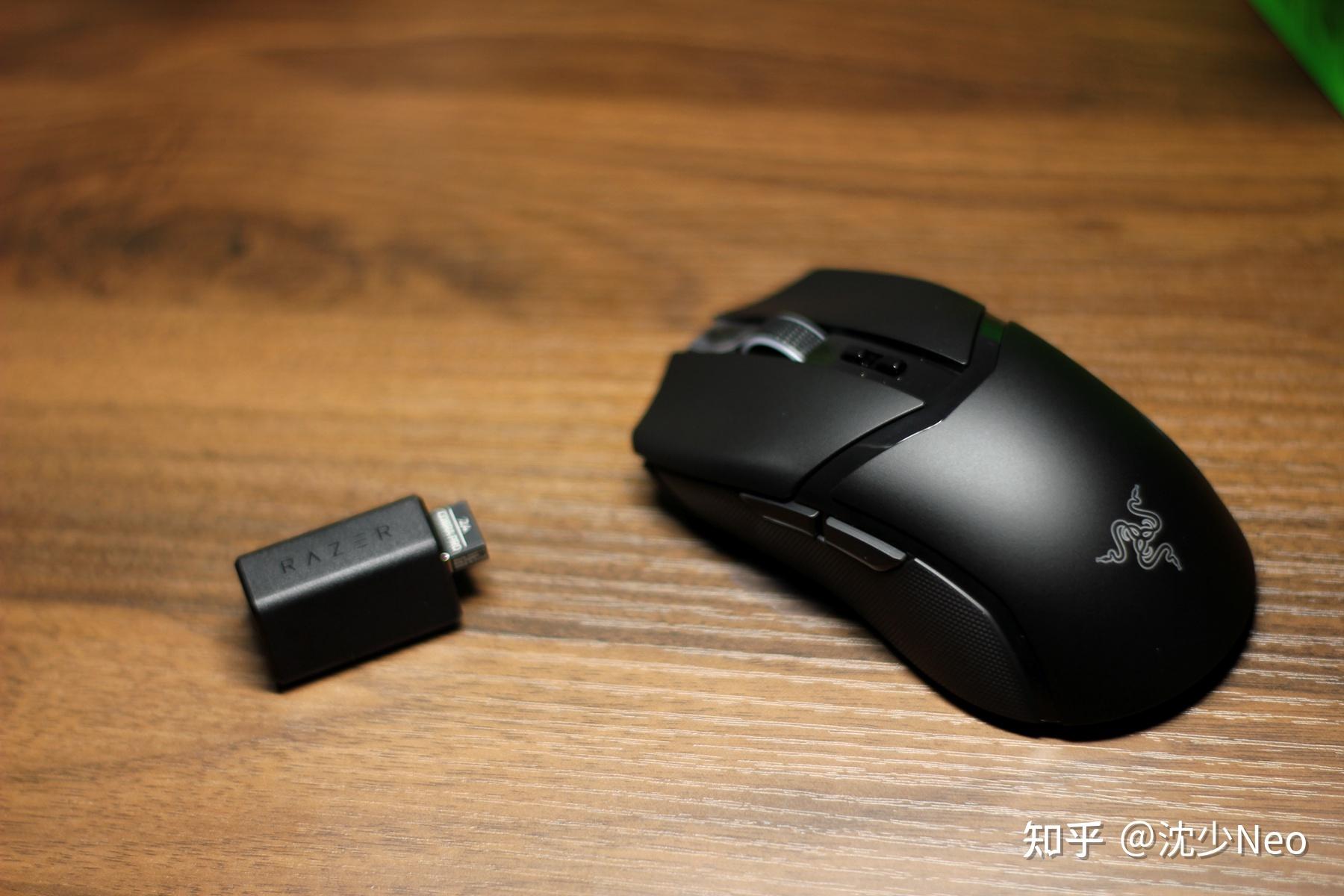 小巧而全能灯效还亮眼雷蛇眼镜蛇专业版cobrapro鼠标首发评测