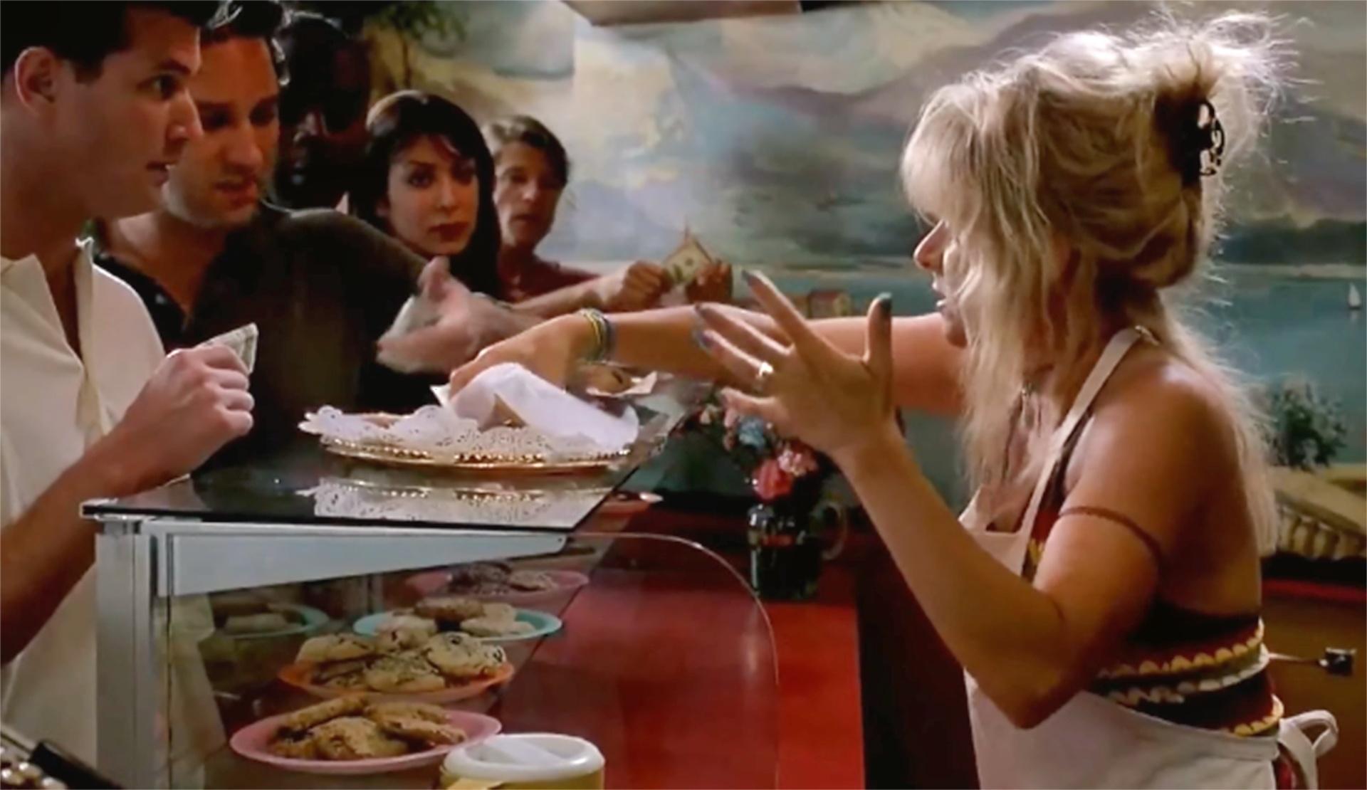 犯罪片国际大盗盗走10亿黄金溶化后做成汽车光明正大开回家