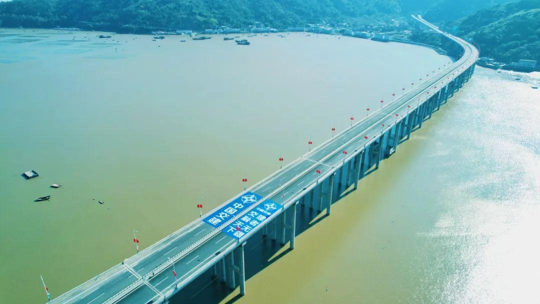 共筑中国最美沿海公路228国道浙江苍南段建成通车