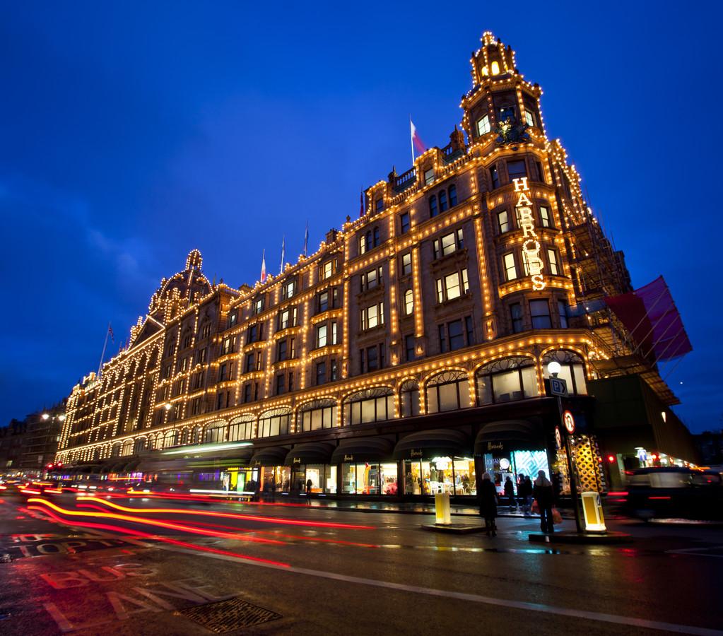 它来了！全球最赚钱的奢侈品百货Harrods将入驻上海 - 知乎