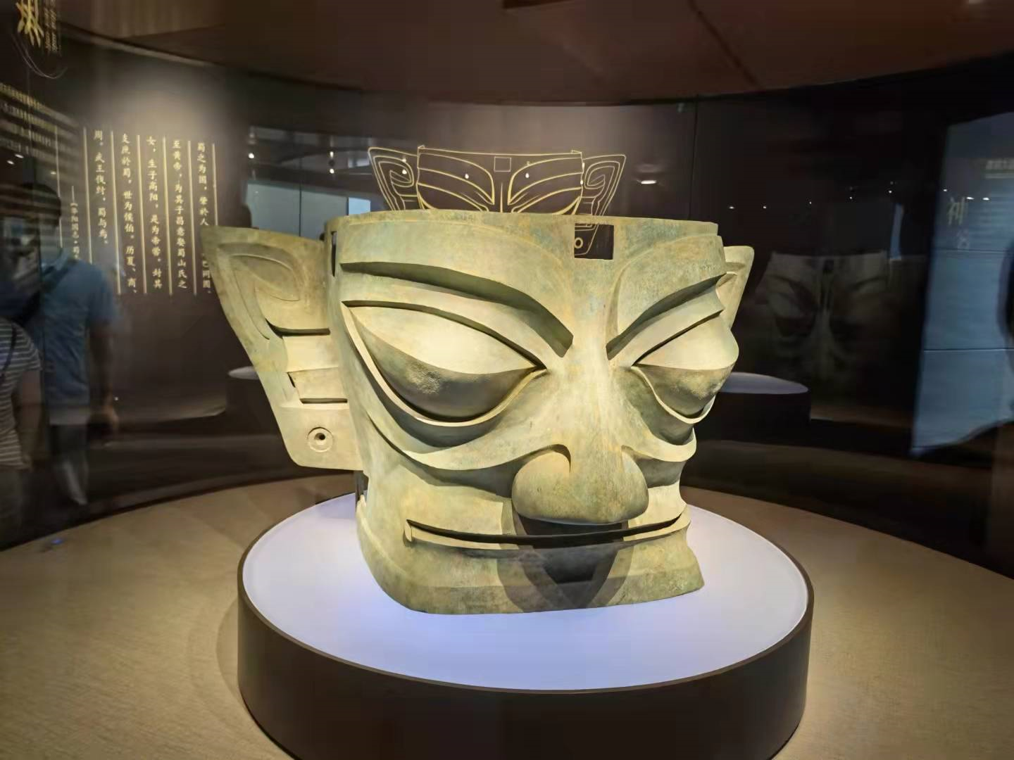 三星堆半日游 - 知乎