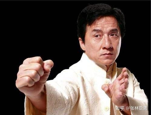 龟仙人,这是一个看起来老不正经,而且很好色的一个老头,而一旦正经