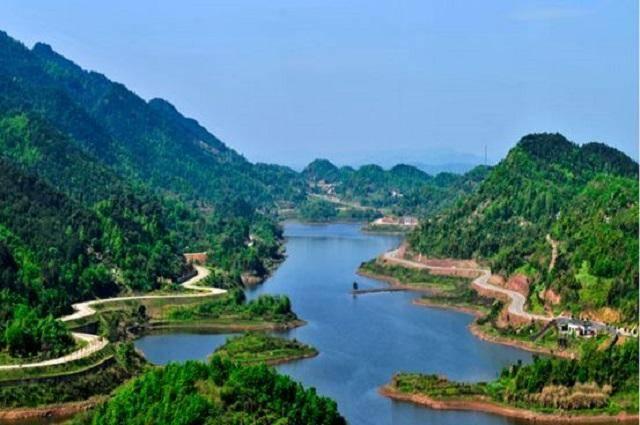 梁平东山森林公园