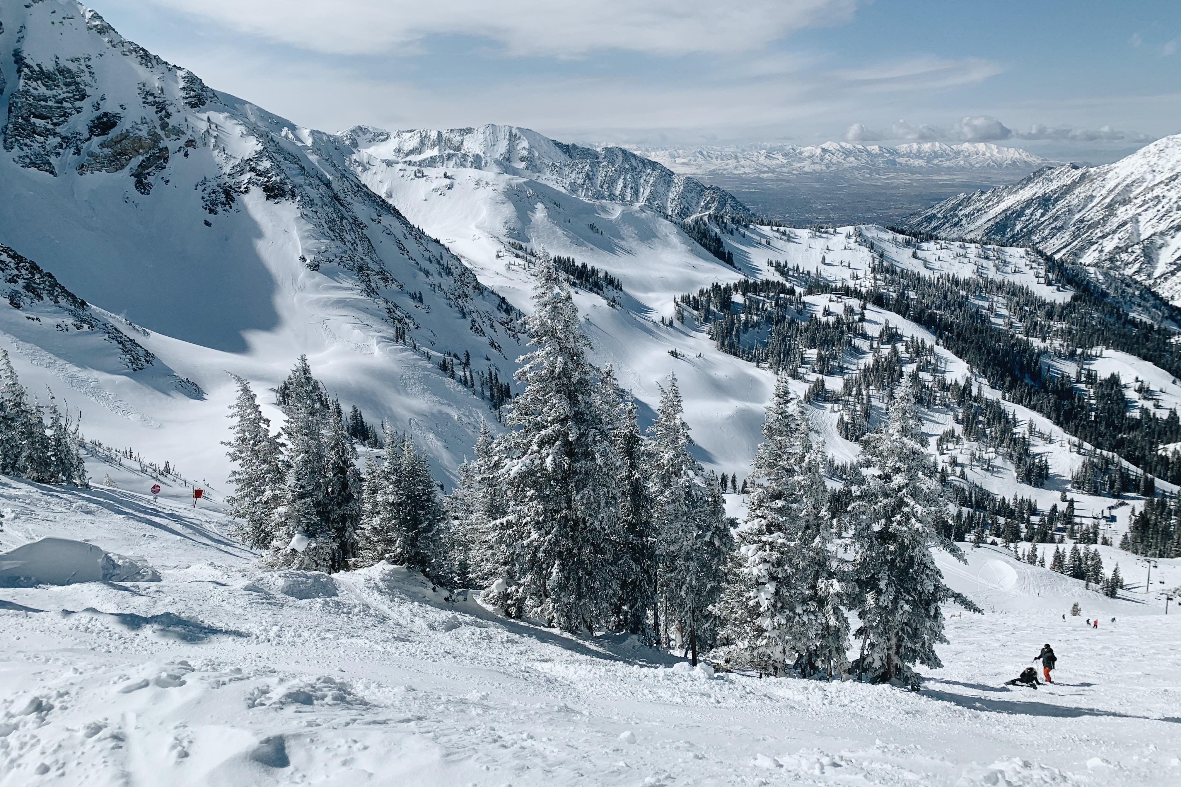 陡坡深粉 / 直面雪山的美景 / 后山「准heli ski」犹他州,1847年摩门