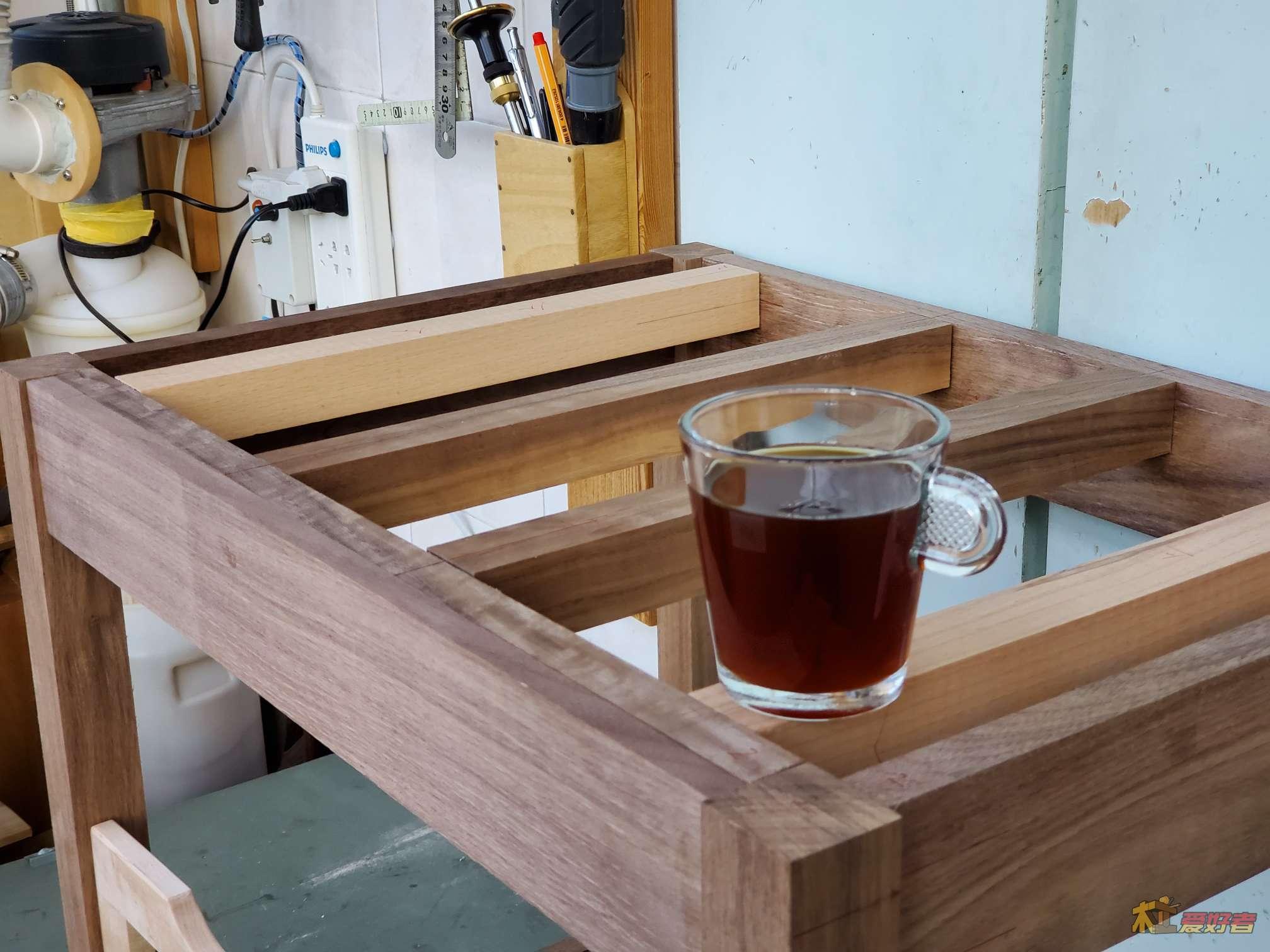 木工爱好者 第二十二届信民木工diy达人大赛 四等奖 -- 移动茶桌