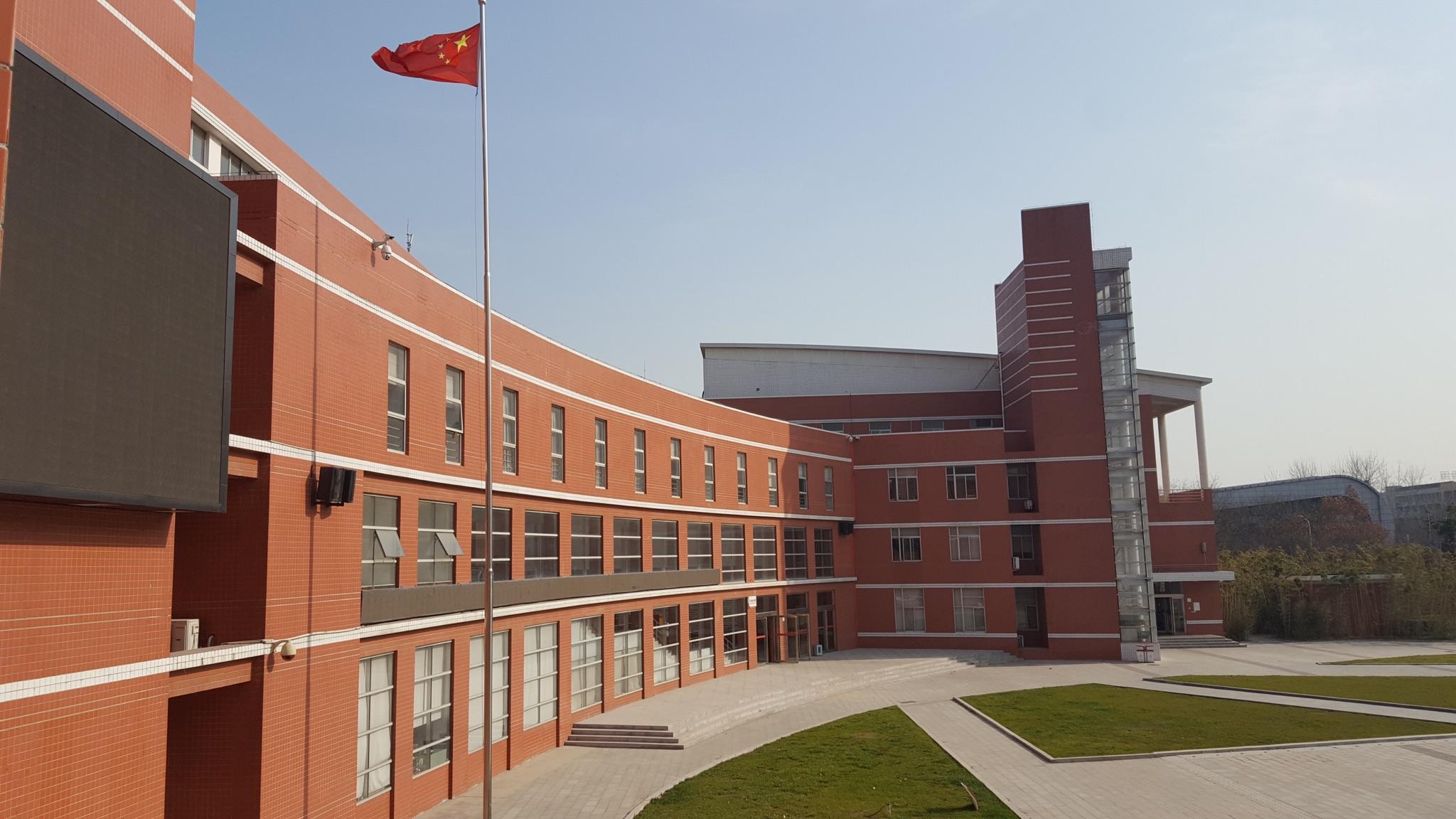 在郑外是一种怎样的体验