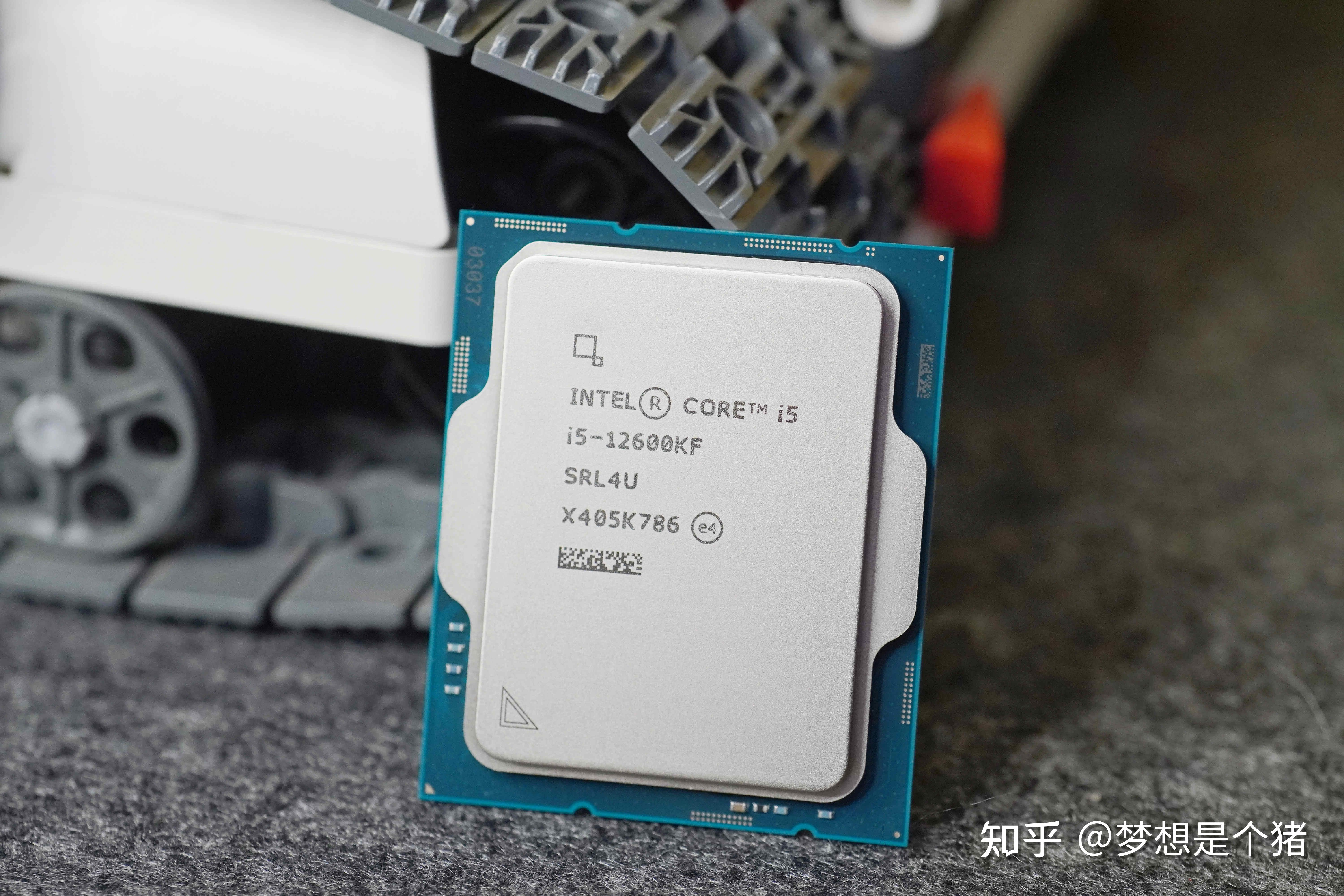 追求更高性价比装机英特尔12代酷睿处理器12600kf是真香之选