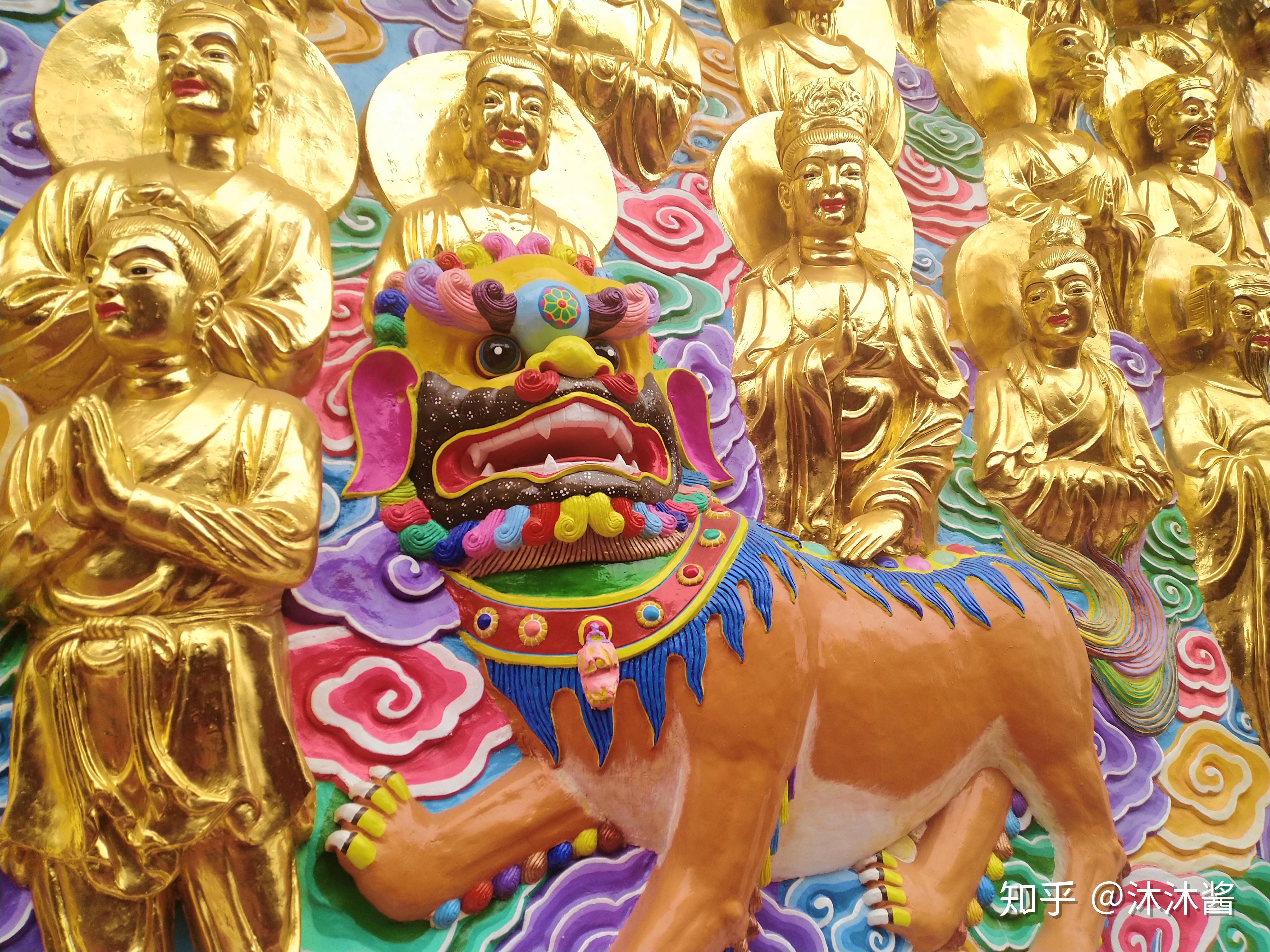 圣水寺看万佛观万像