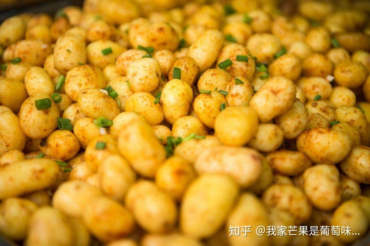 山妹娃神农架炕土豆，从神农架深处走出来的美食