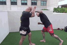 公交地铁打架单挑用这招包你赢