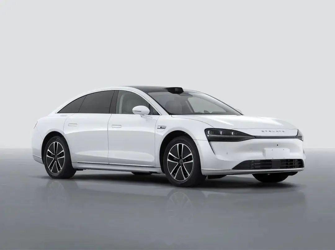 华为智选车享界s9亮相定价或达50万会是问界后的下一个爆款吗