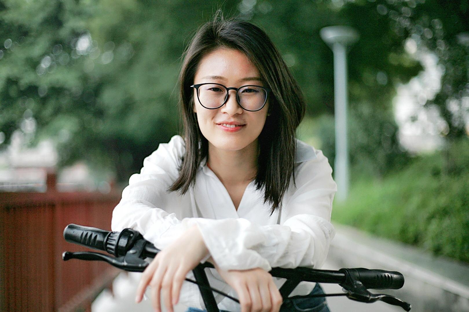 如何给身材或长相一般的女生拍写真?