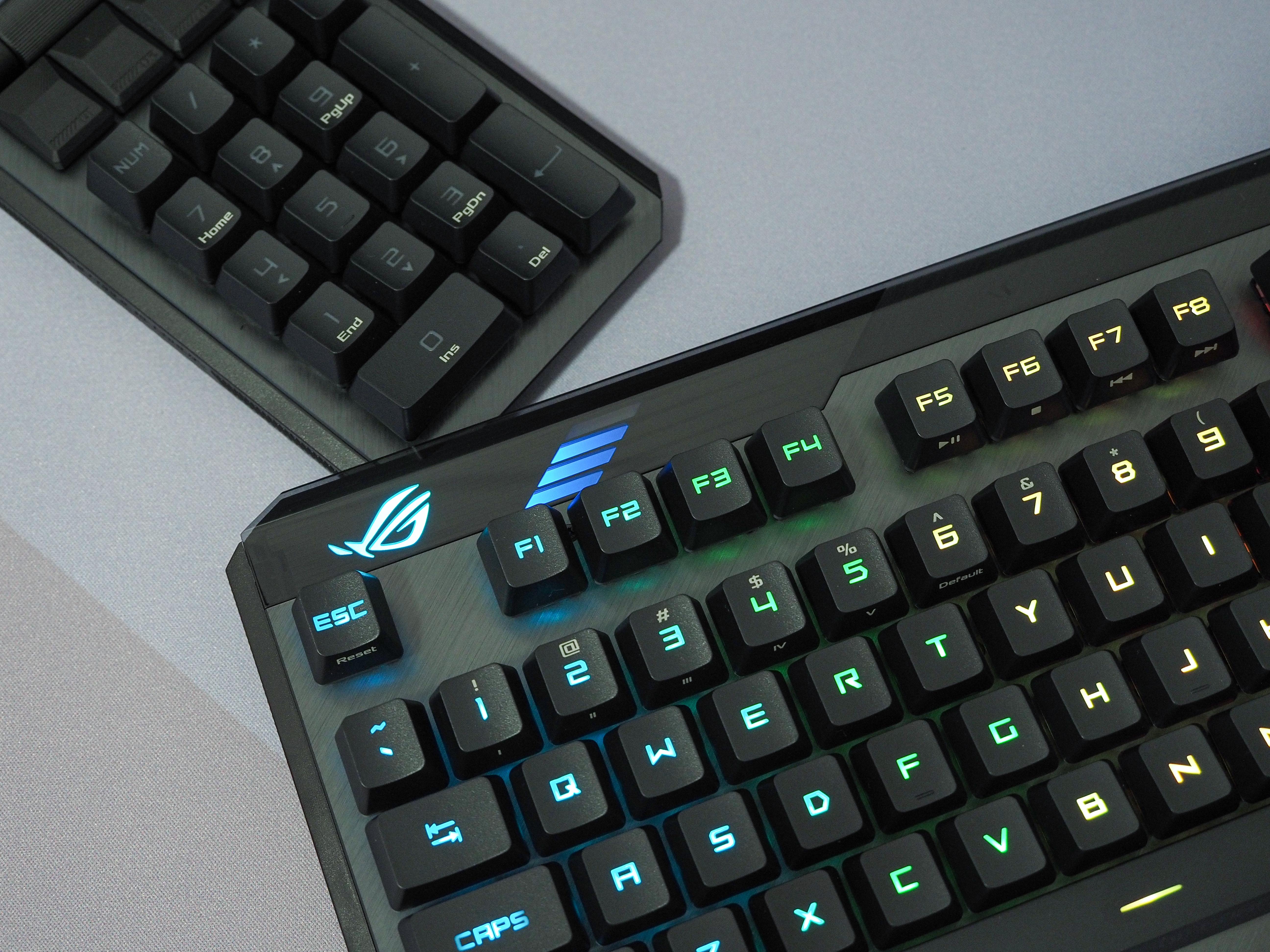 rog龙骑士2代绝佳的质感独特的分离式键盘你能想到的它都有