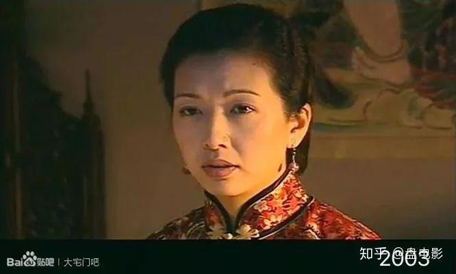 影视歌坛两开花的优雅老戏骨,盘点演员江珊31年的容貌变化