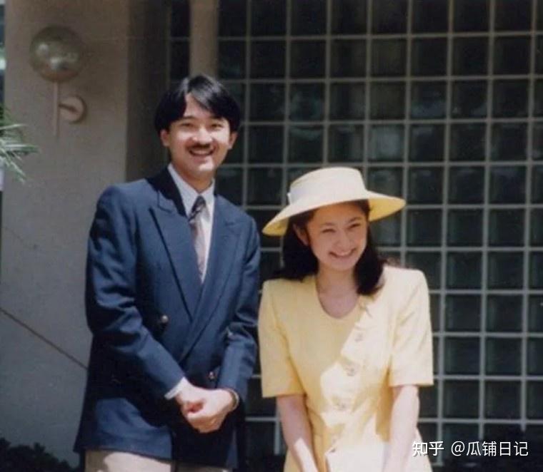 从“灰姑娘”到“笑面狐狸”:秋筱宫纪子妃的宫闱三十年 - 知乎