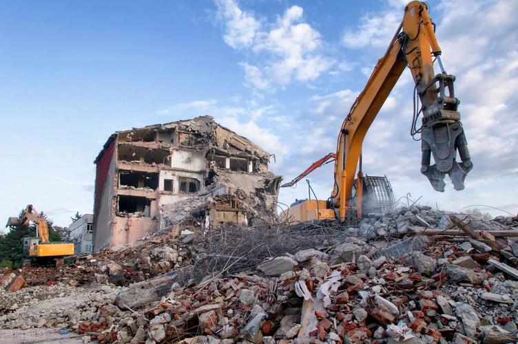 房屋征收决定还没出,被征收人的房子就被拆了,该怎么维权?