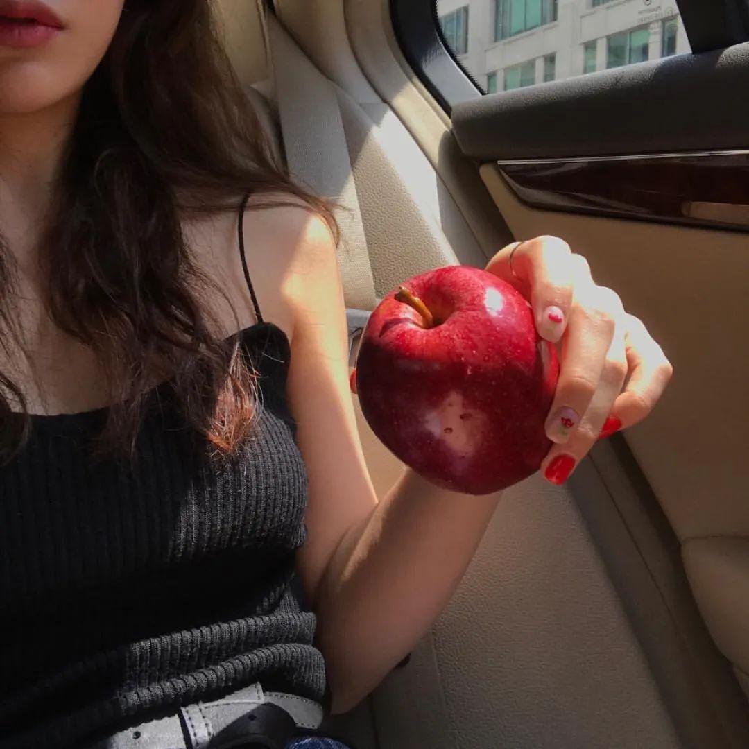 部位头像|小众高冷的气质半身头像 - 知乎