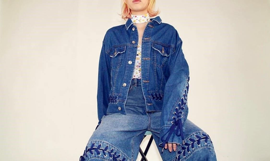 平胸怎么了laceup就是要平胸穿才有味道呢