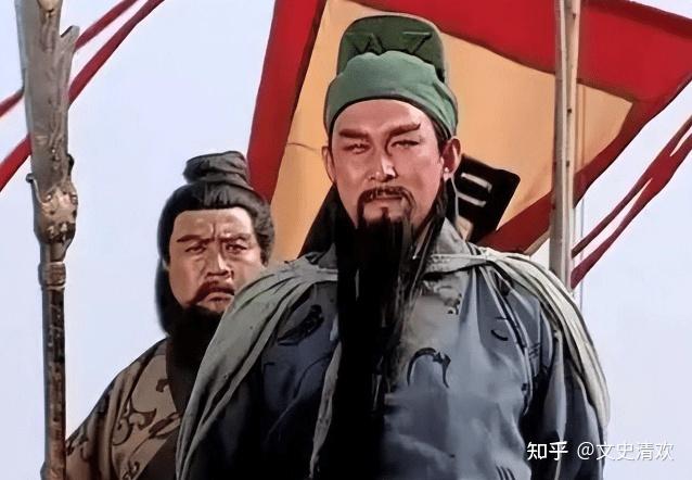 关羽的青龙偃月刀真的重达82斤?古墓出土文物,揭秘它的真实重量 - 知乎