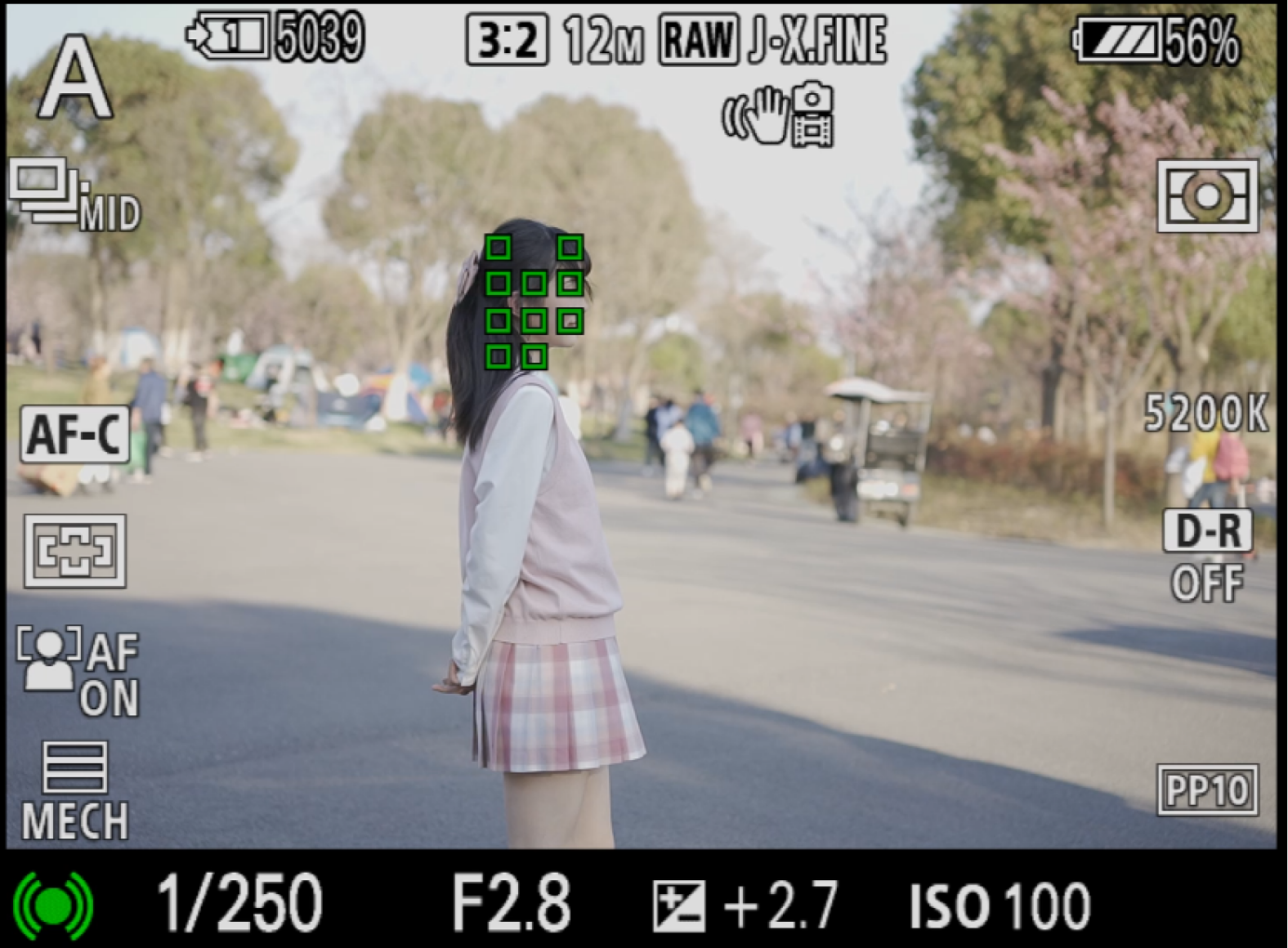 Sigma收購鏡頭