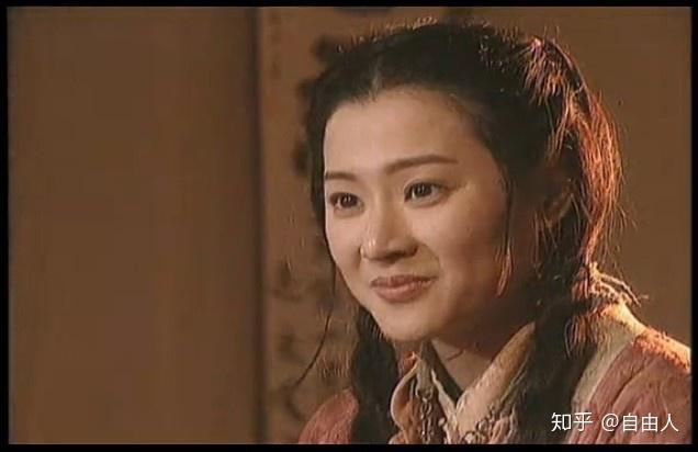 小灵儿(侯炳莹 饰)