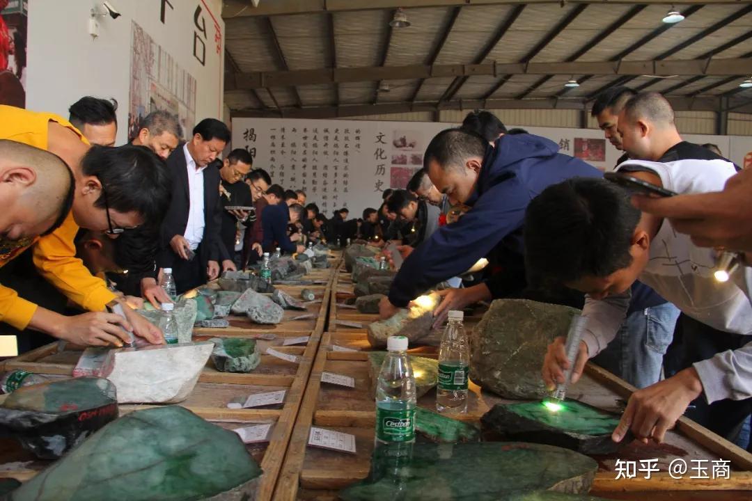 翡翠原石交易市场平台怎么样可靠吗