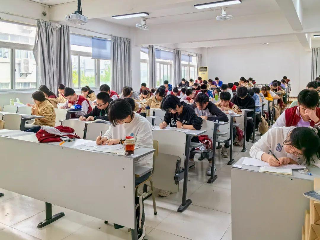以考促学，精准备考|三联高复学子再次奋战杭一模 - 知乎