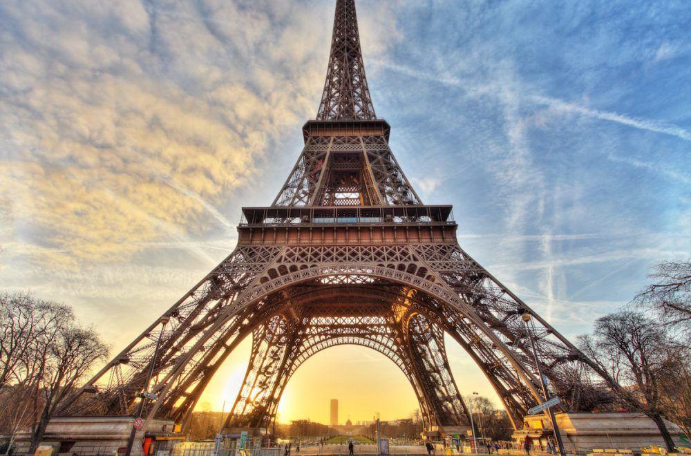 订书钉巴黎铁塔图片