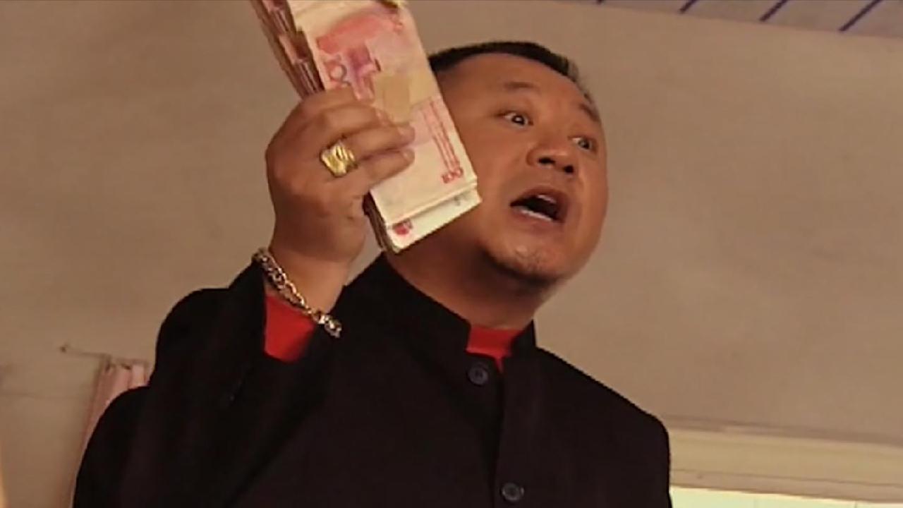 范德彪作死盘点一路哼小曲不看路下一秒直接栽井里彪哥懵了