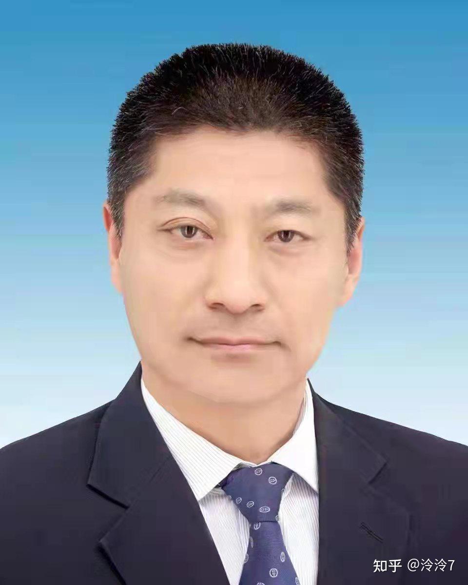 现任辽宁省抚顺市副市长,市公安局局长.