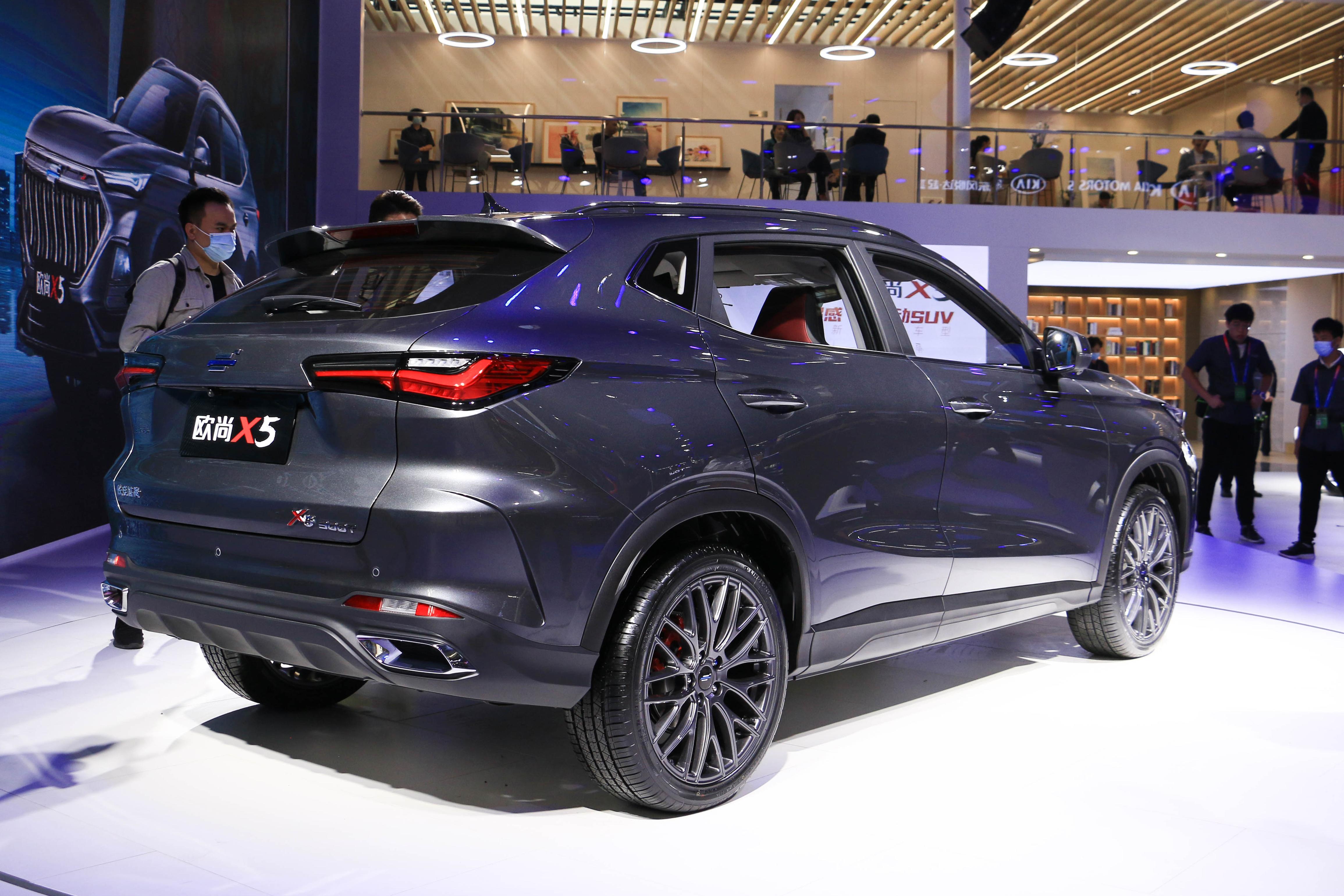 配置显用心 动力用蓝鲸 长安欧尚x5上市售6.99万元起