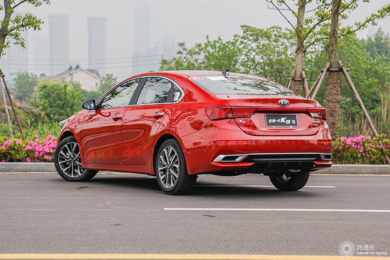 日前,网通社从官方获悉,新款起亚k3上市.