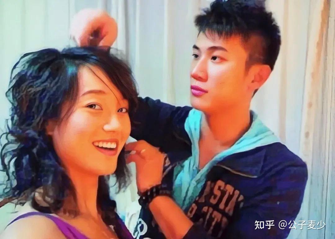 主持人朱丹:与林涵离婚后,二婚嫁周一围生两子,在卑微中求幸福 - 知乎