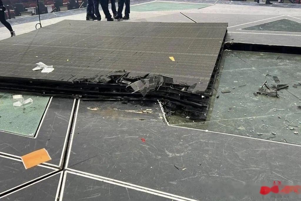 香港Mirror红馆演唱会，600公斤大屏幕坠落事故触目惊心！初步调查原因：钢索断裂 知乎