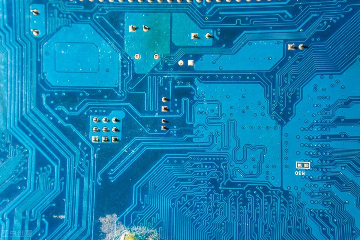 详细介绍了pcb多层板的分层原理