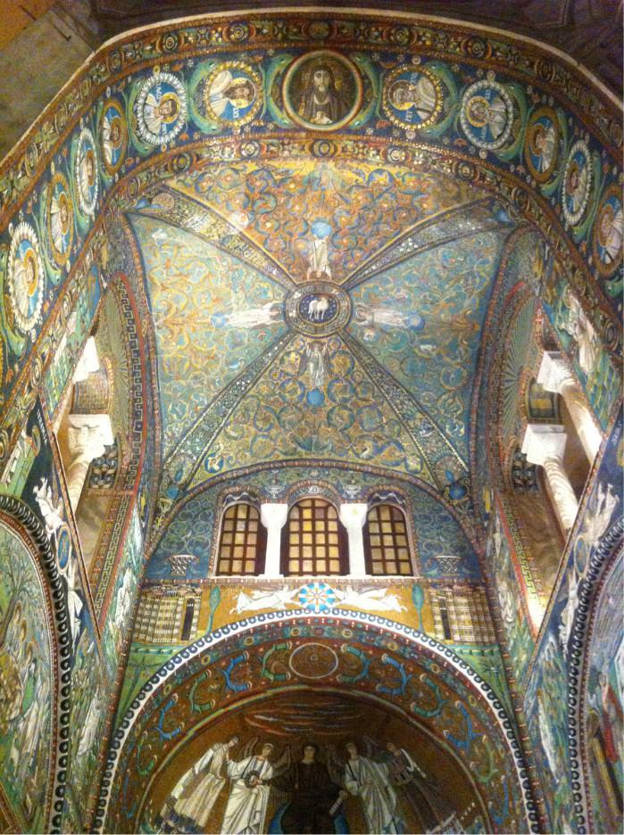 世界文化遗产:拉文纳古迹中的马赛克:圣维塔莱教堂,约540年(查士丁尼