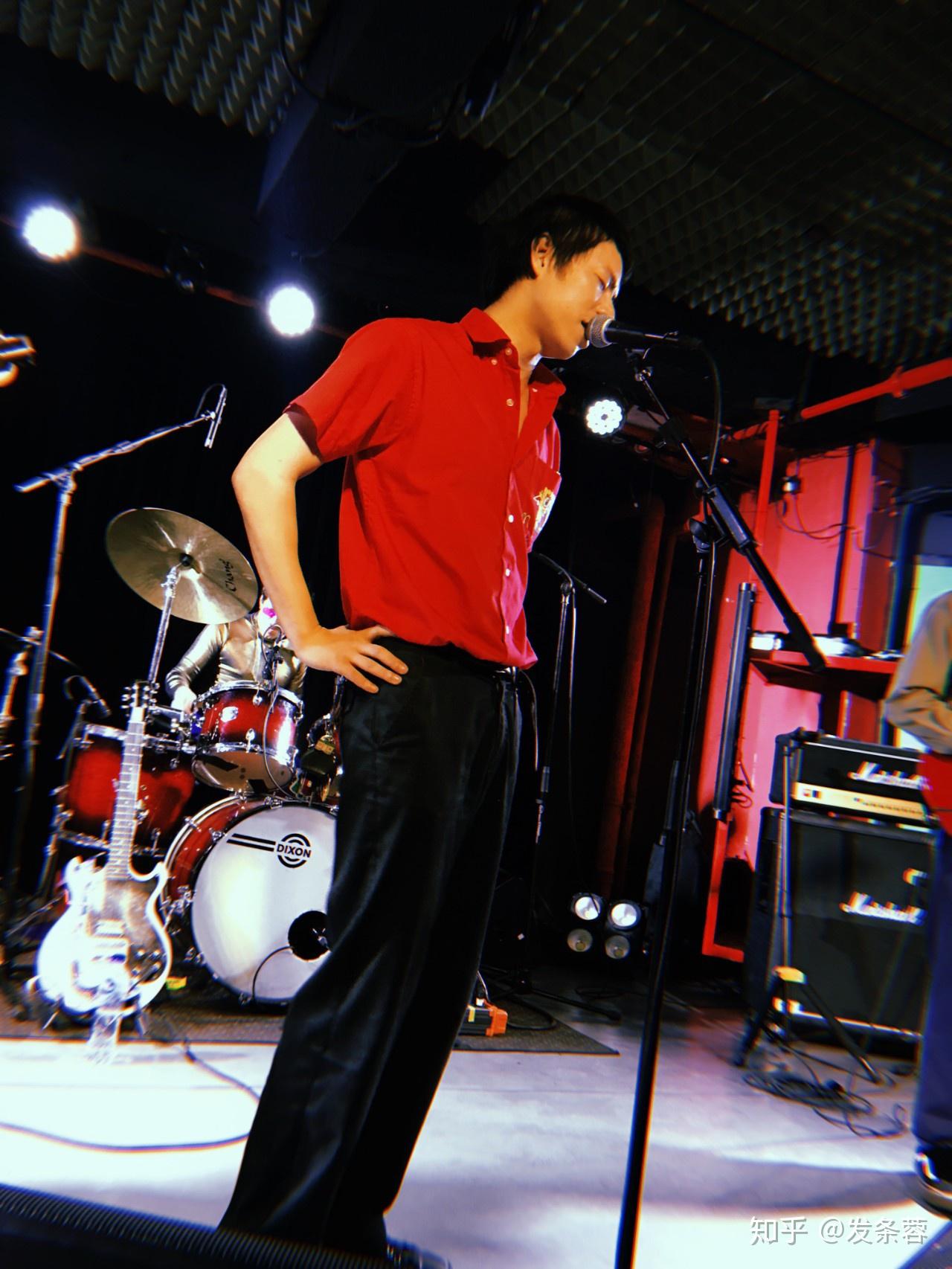 脏手指武工队无论这个世界好起来还是烂到底一切皆可原谅