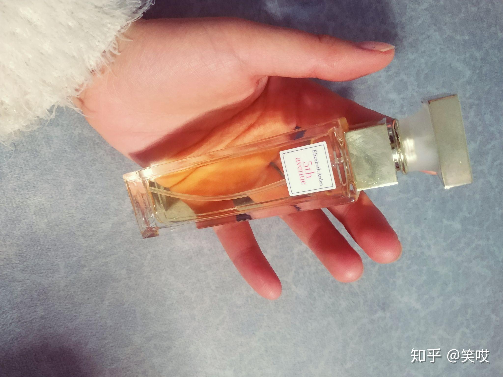 多少岁开始老花 v2-dd7a40c6ae646ad7765f1c572e7783f2_r.jpg