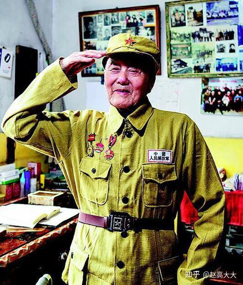 张富清老英雄的同款西北人民功臣 - 知乎