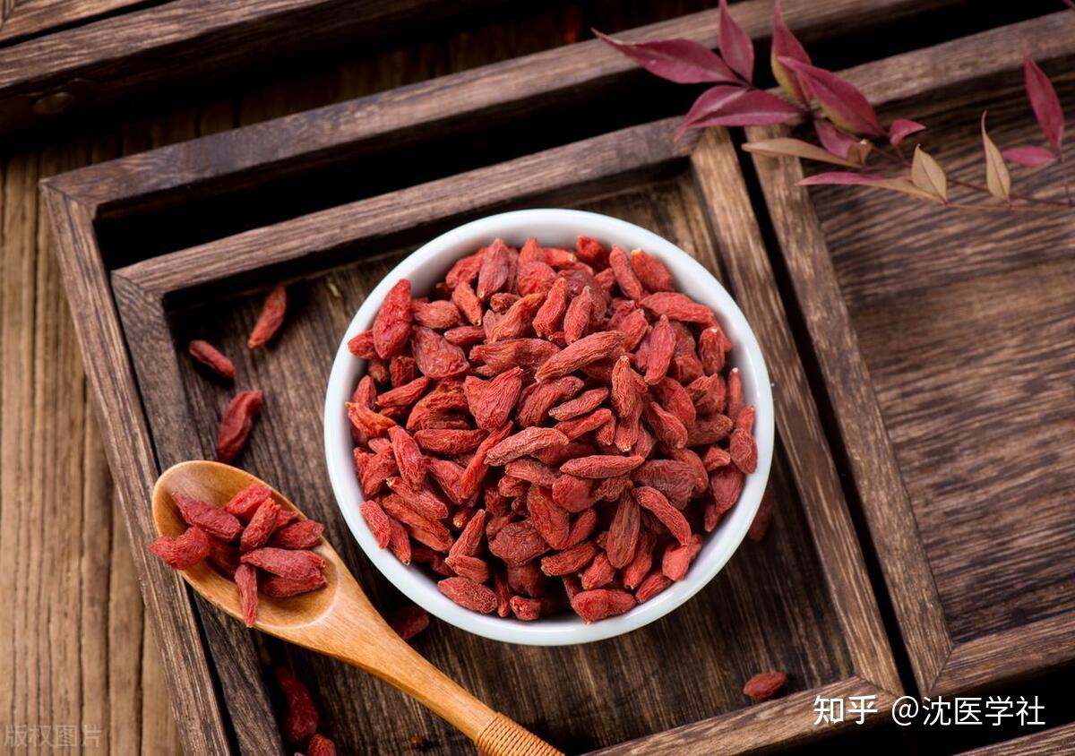 枸杞+黄精,虽仅2味药,却强过地黄丸,不仅补肾精,还可补阴阳 - 知乎