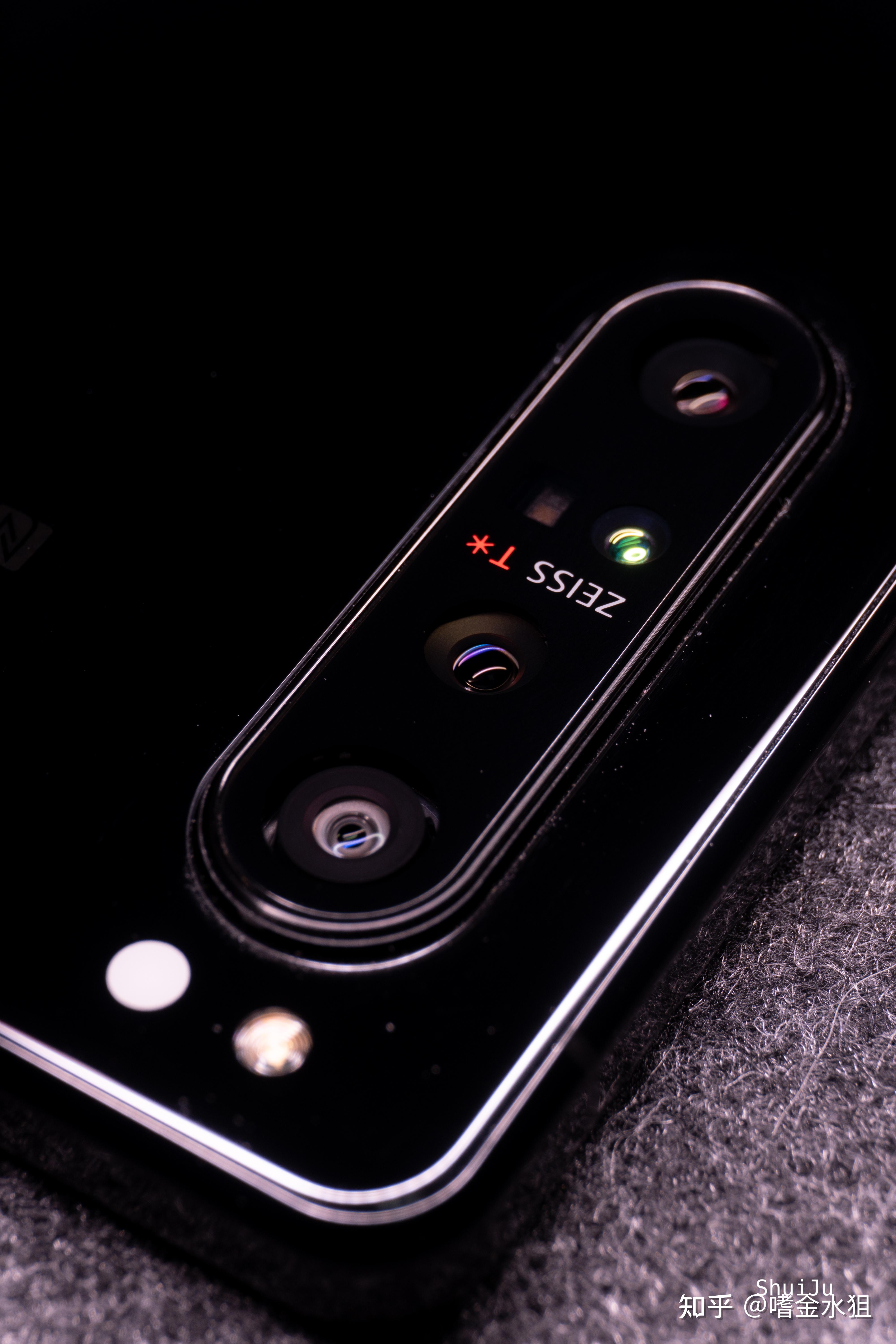 然后,也是因为暂时没钱买新的手机镜头的缘故,除了大师微距我其他暂时